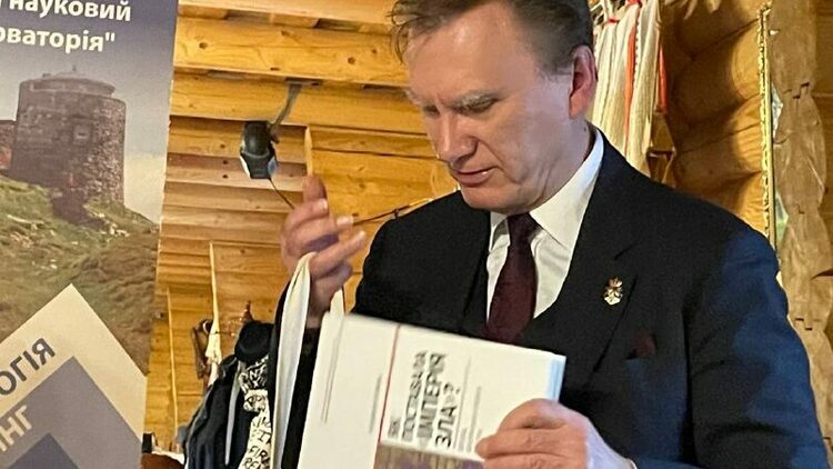 0d4ff0a8-043b-4886-99b6-99e55e0fa3bd