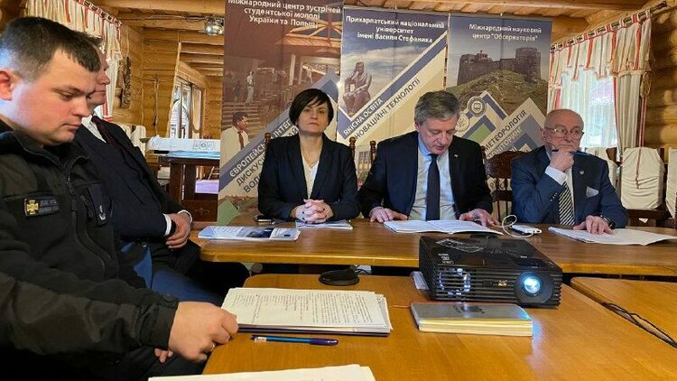 779f4b3a-0f33-448f-9df8-24303652aa75