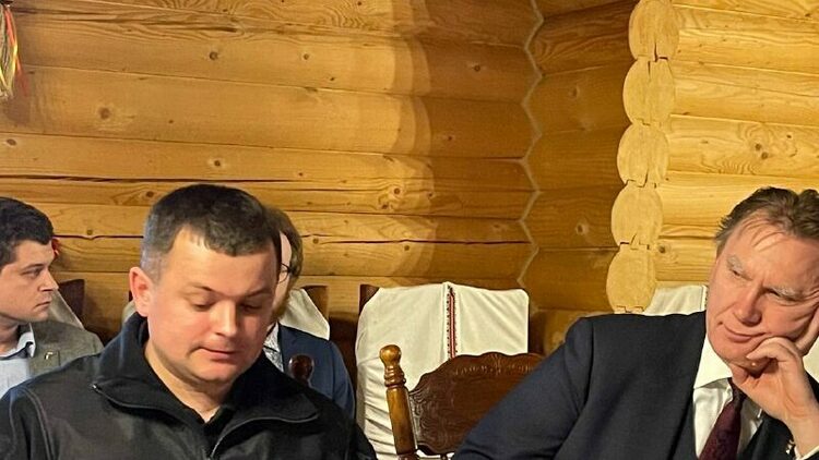 f9af8585-2ca3-4767-ad78-b612fefb0588