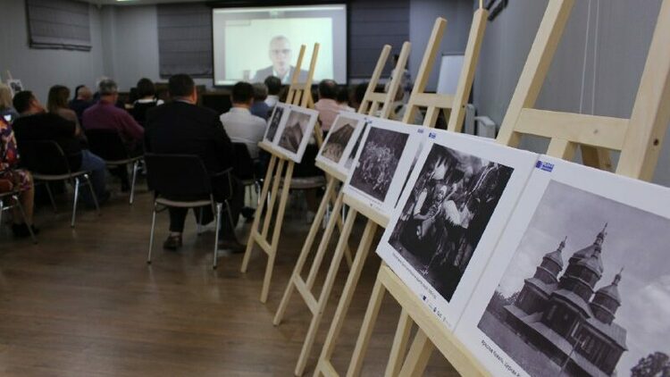 b72342e4-931f-4f78-aa54-e5feec8c8bf1