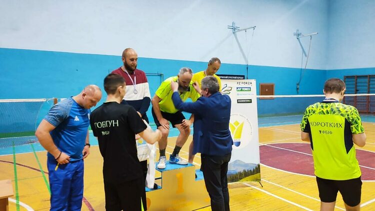 ddfe6075-0533-4adc-a8dd-9da3b4322fdf