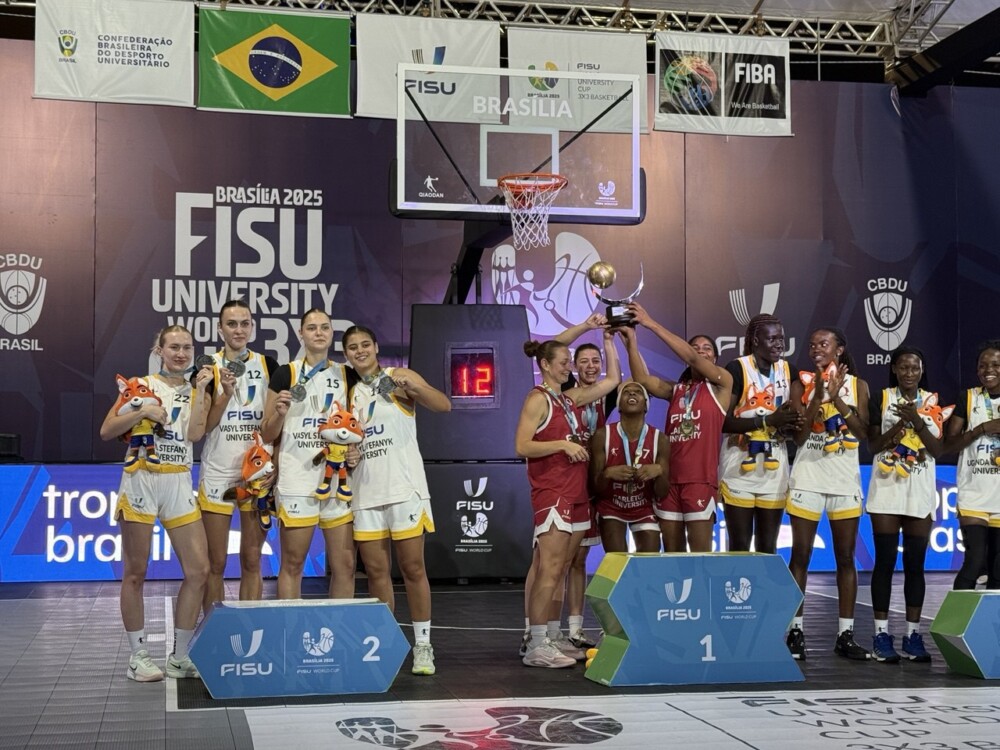 Жіноча збірна КНУ імені Василя Стефаника стала віце-чемпіонкою світу з баскетболу