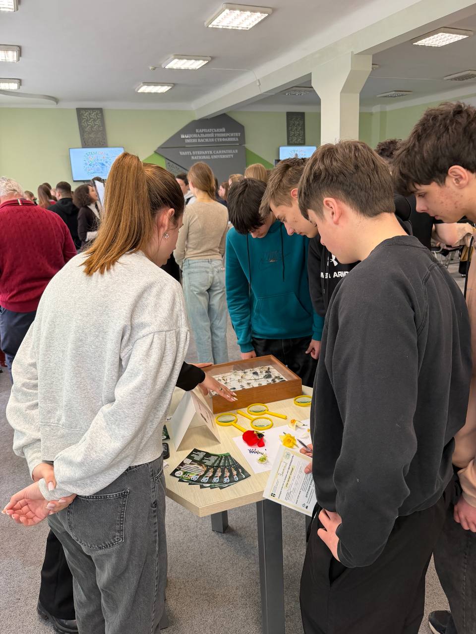 Карпатський національний університет впроваджує інноваційні методики навчання через масштабну STEM-гру